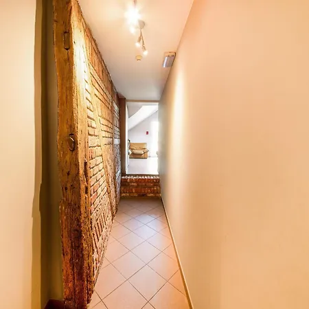 Rustic Estate With Sauna, Cleaning Included Vakantiehuis *