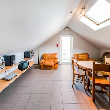 Rustic Estate With Sauna, Cleaning Included Vakantiehuis *